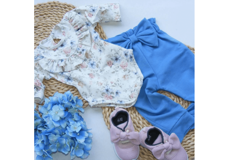 Komplet body z falbanką i spodenki |OLYMPIA KIDS STYLE