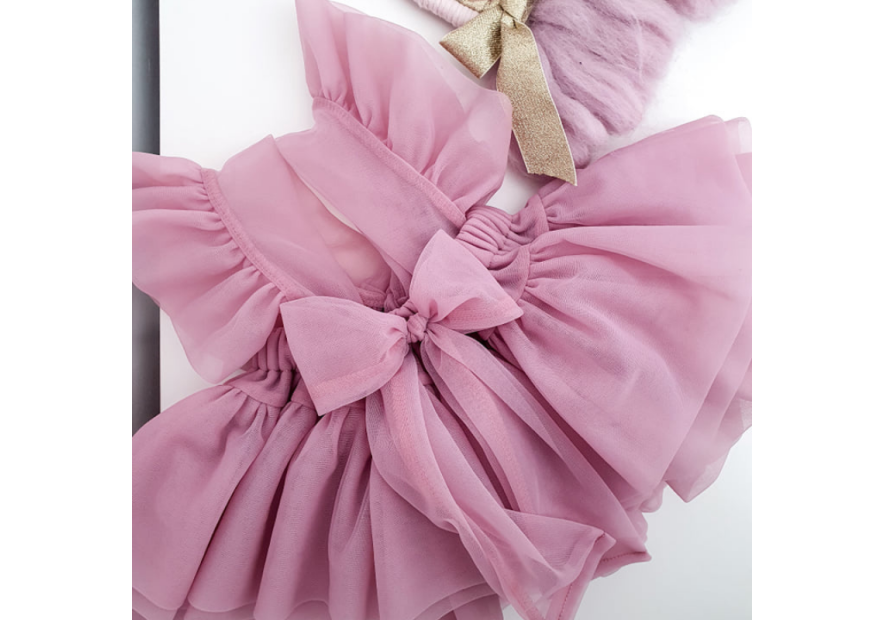 Spódniczka tiulowa na szelkach pudrowa bellarco