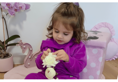 Bluza niemowlęca - rozpinana czy wkładana przez głowę?