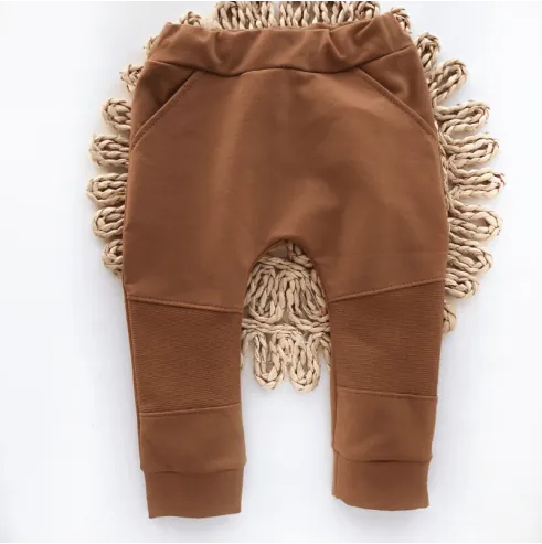 Dres dla chłopca Antoś brąz Dres dla chłopca Antoś brąz