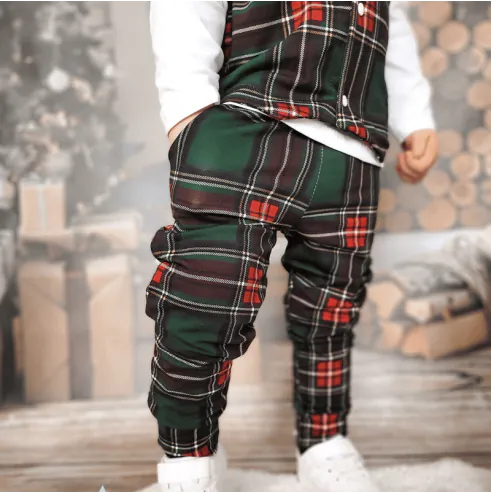 Body z muszką, kamizelką i spodenkami... Body z muszką, kamizelką i spodenkami...