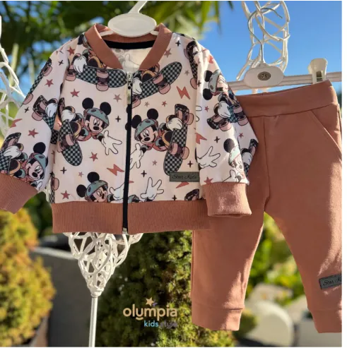 Dres dla chłopca DESKOROLKA