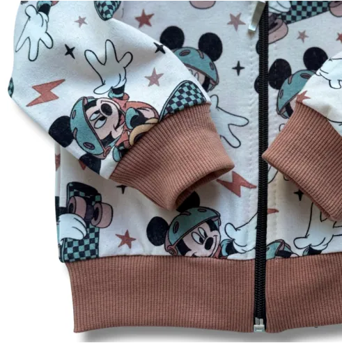 Dres dla chłopca DESKOROLKA