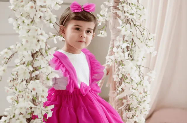 Eleganckie sukienki dla niemowląt - przegląd propozycji